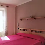Elena Brenzone sul Garda