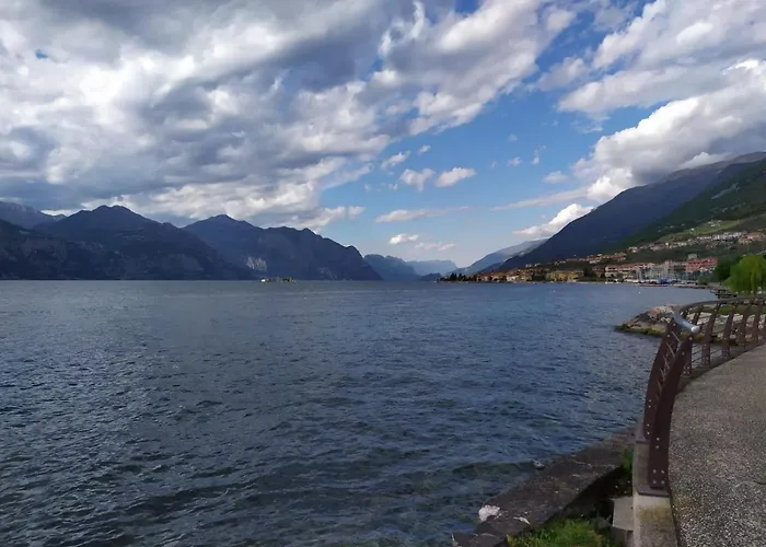 Elena Brenzone sul Garda